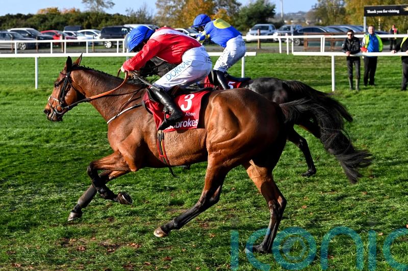 ‘He’s in mighty form’ – King George the aim for Envoi Allen