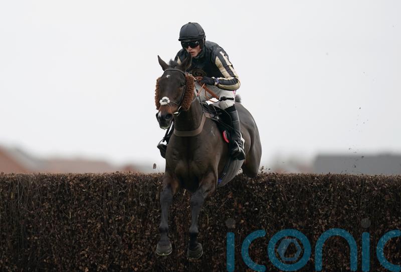 McFabulous lives up to his name in Francome heat