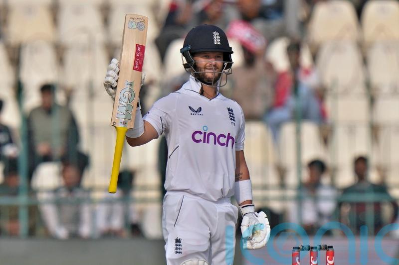 Ben Duckett should open the batting for England in summer Ashes – Paul Farbrace