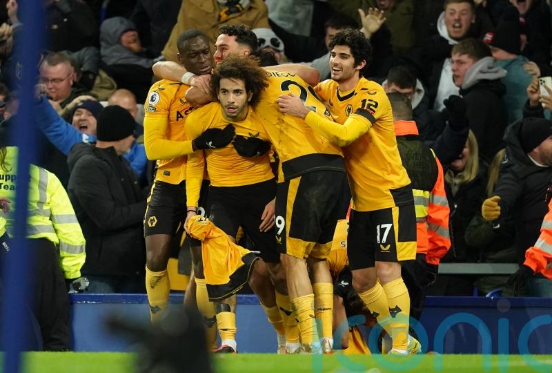 Julen Lopetegui lands dramatic win at Everton in first Wolves game in charge