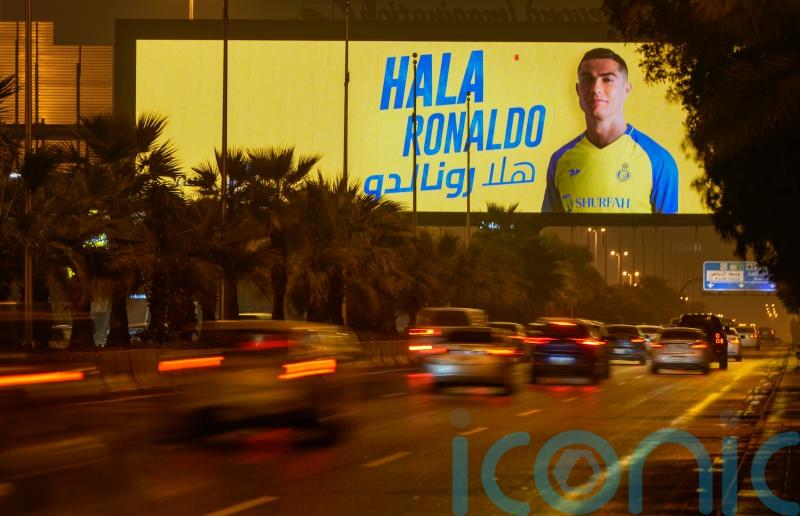 Thoughts with Hamlin and Ronaldo arrives in Riyadh – Tuesday’s sporting social