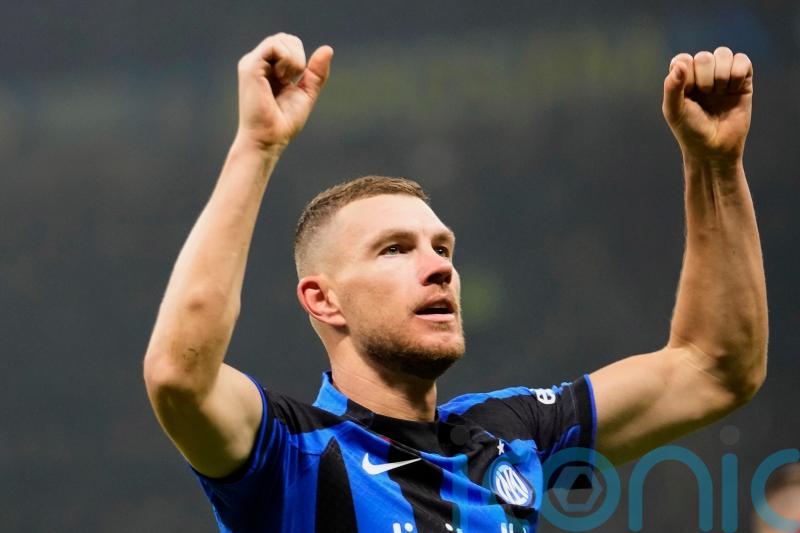 Inter Milan condemn leaders Napoli to first Serie A defeat of season