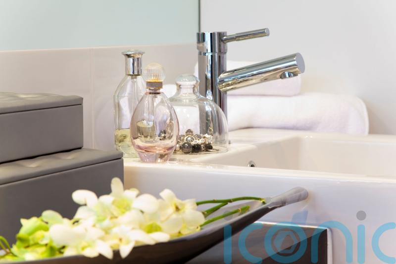 Is it a mistake to store perfume in the bathroom? Experts respond to viral TikTok video