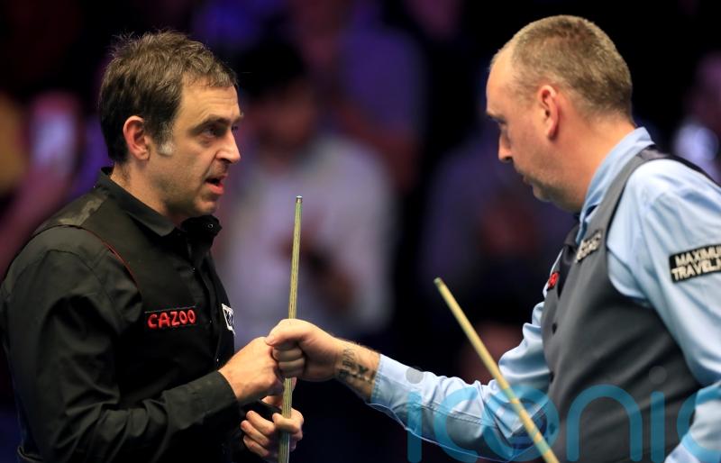Mark Williams ends losing run against Ronnie O’Sullivan to reach Masters semis