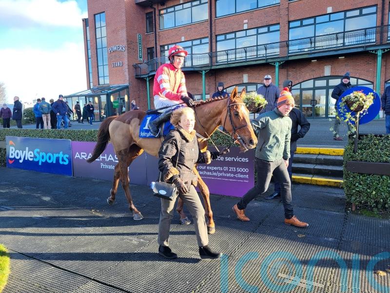 Blood Destiny enters Triumph Hurdle picture with stylish success