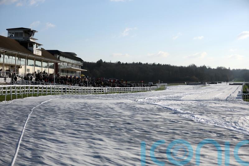 Lingfield call morning check ahead of Sunday jumps action