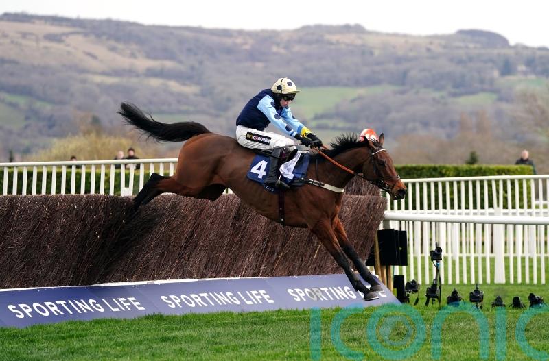 Big guns poised for belated Clarence House clash