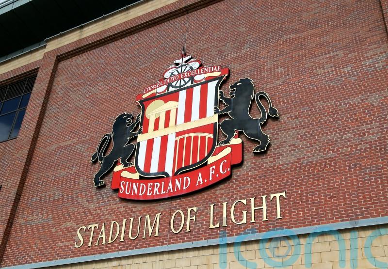 Centre-back Joe Anderson swaps Everton for Sunderland