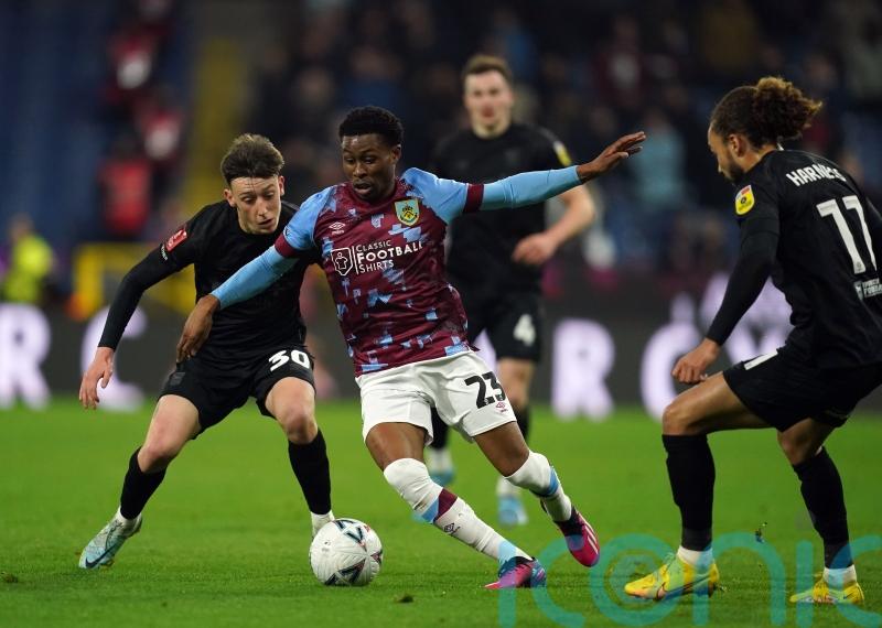 Vincent Kompany pleased to put Nathan Tella’s Southampton return on hold