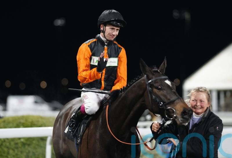 Oisin Murphy makes winning comeback at Chelmsford