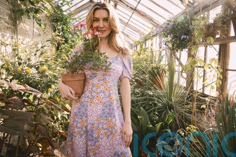 4 fresh ways to wear florals this spring