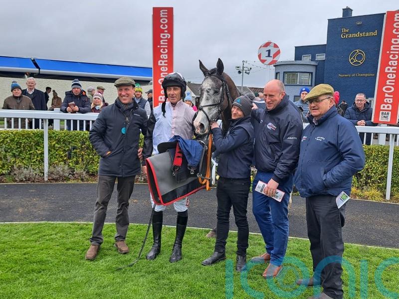 Robcour colours to the fore at Naas, ahead of big runners at Cheltenham