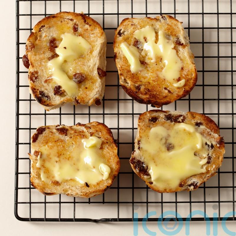 5 things to make with hot cross buns