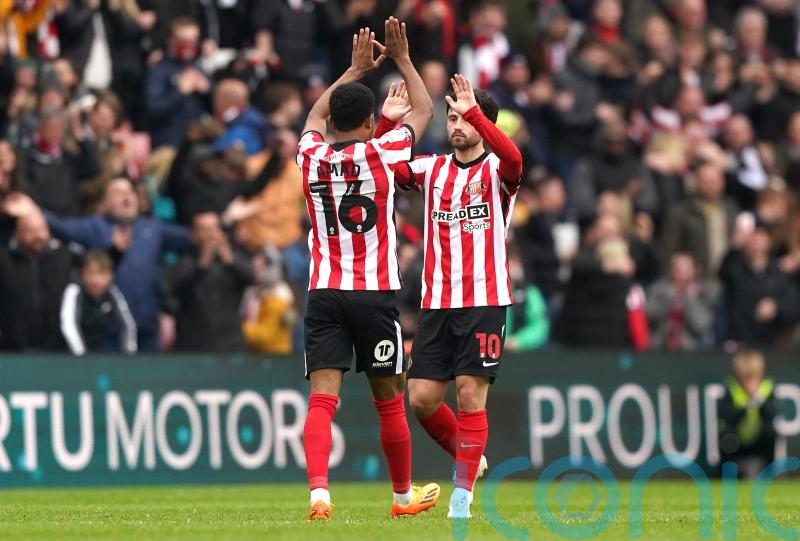 Patrick Roberts’ stunning late goal secures Sunderland draw with Watford