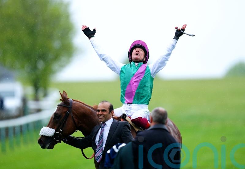 Chaldean presents Dettori with final 2000 Guineas strike