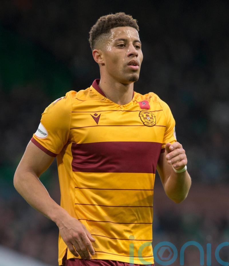 Long-serving defender Jake Carroll released by Motherwell