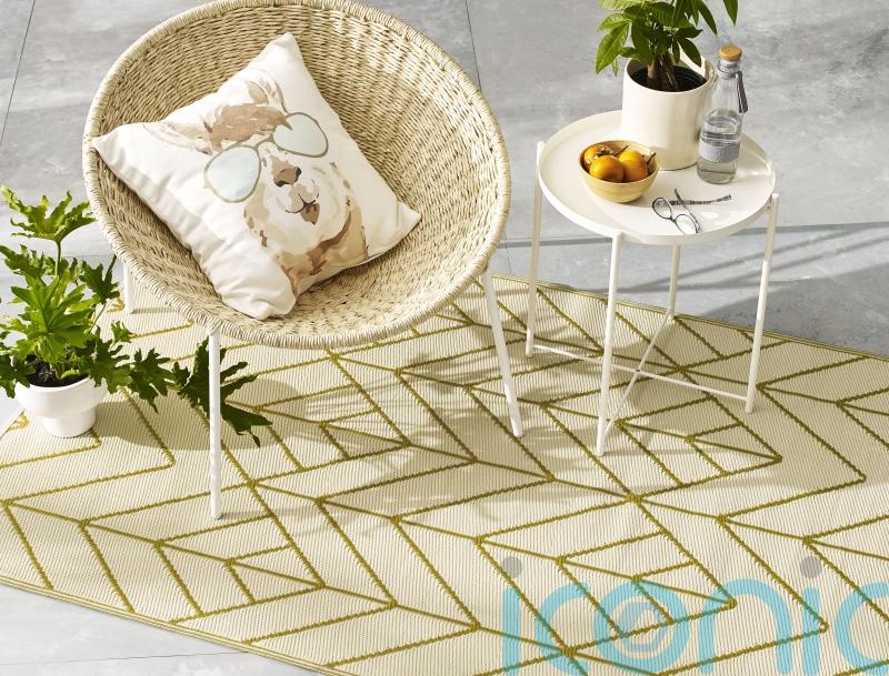 10 ways to give your home an instant summer glow