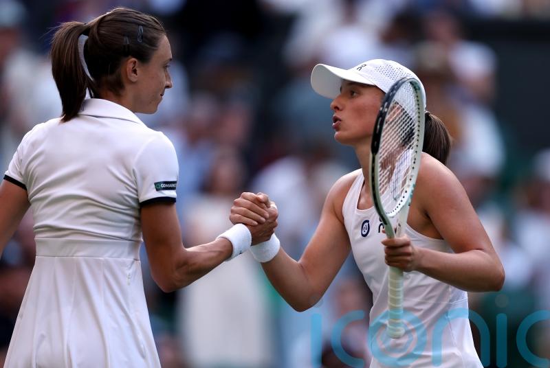 Iga Swiatek matches her best Wimbledon showing with win over Petra Martic