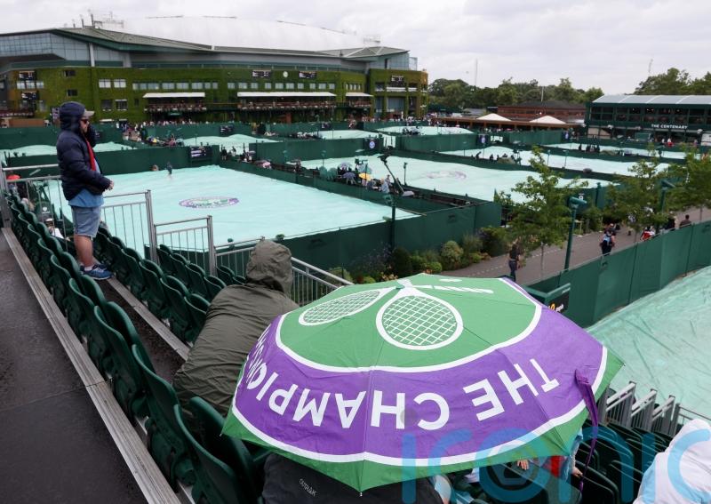 Met Office predicts ‘frustrating few hours’ for players and fans at Wimbledon