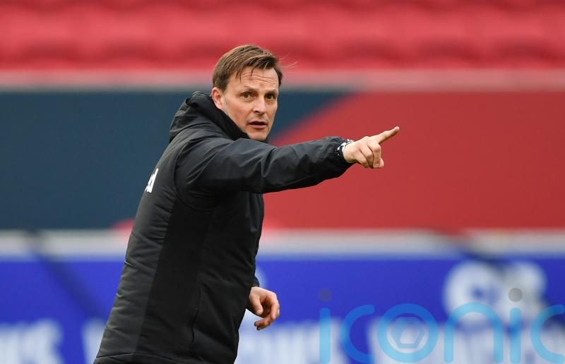Hull assistant boss Justin Walker questions officials’ performance at Norwich