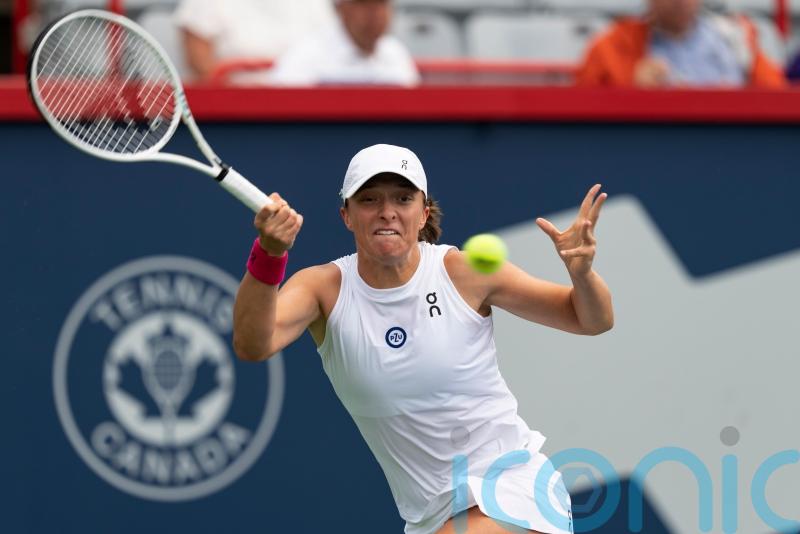 Iga Swiatek advances to semi-final against Jessica Pegula in Canada