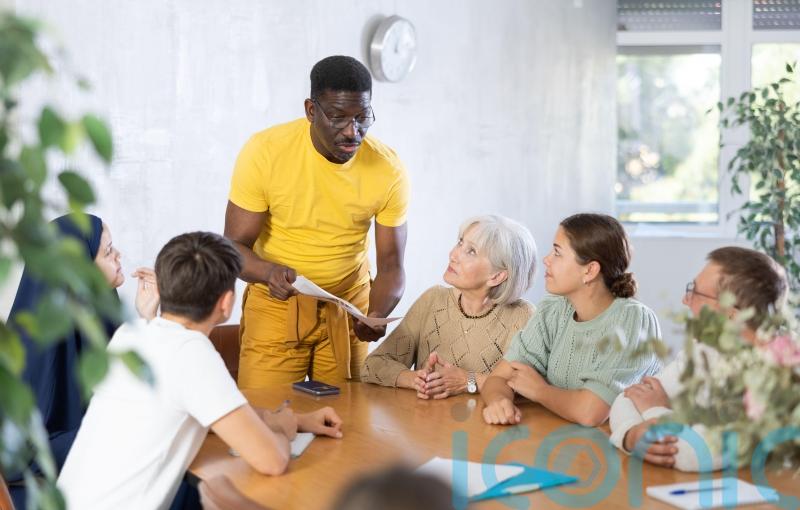 Taking adult education classes may lower risk of dementia, study suggests