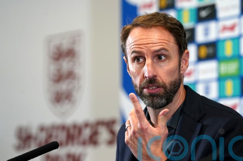 Premier League playing time for England-qualified players drops again