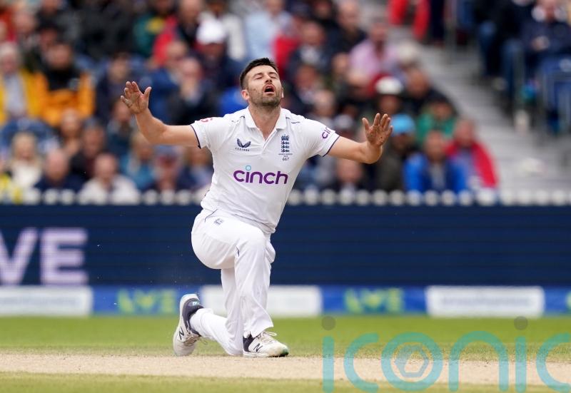 Mark Wood says big money T20 offer is testing his ‘love’ of playing for England