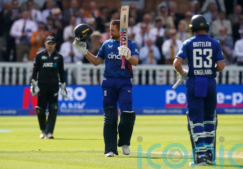 Dawid Malan grasps chance to shine with century for England