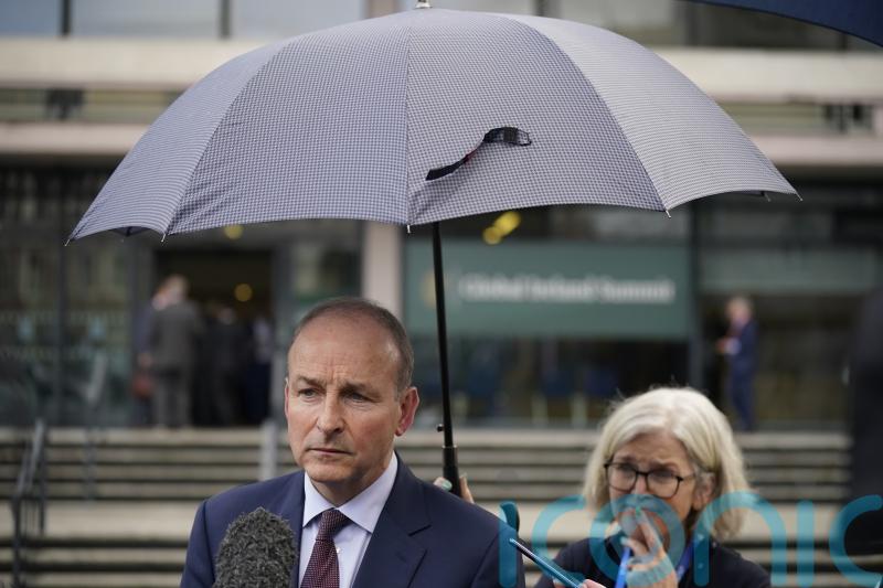 Micheal Martin downplays dispute over how to house Ukrainian refugees