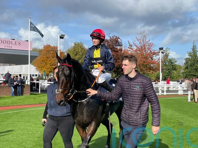 Dancing On My Own delights birthday boy De Bromhead