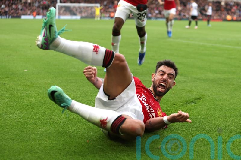 Bruno Fernandes fires injury-time winner for Man Utd at Fulham