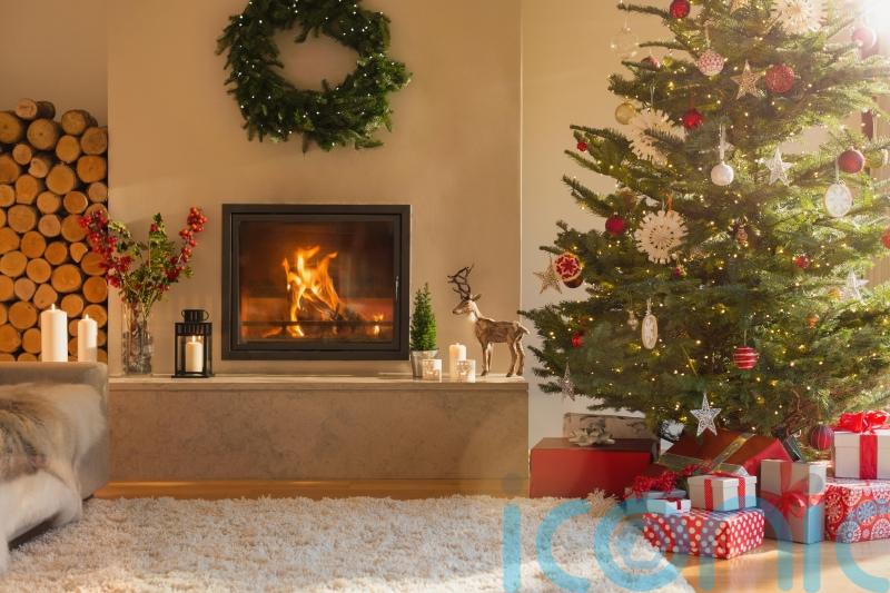 How to decorate your home for Christmas like a pro