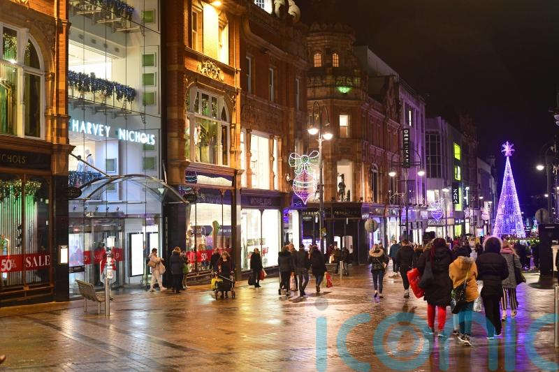 How to stick to a Christmas shopping budget and avoid a financial festive hangover