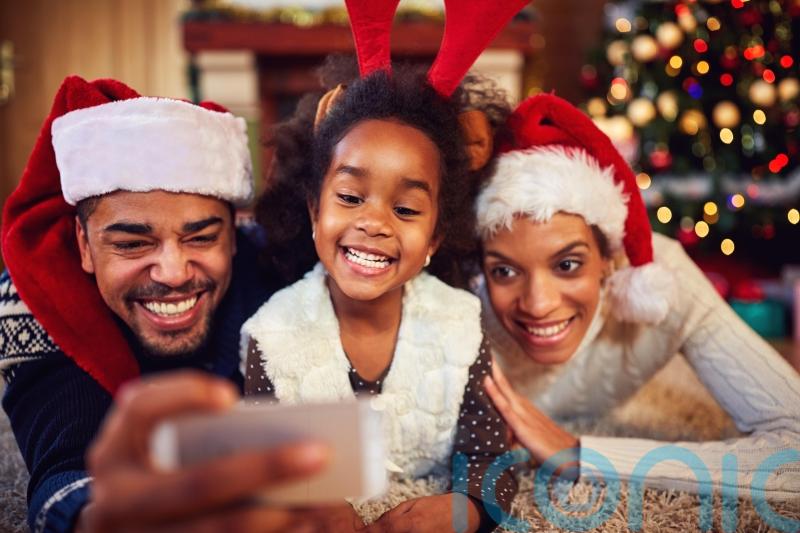 6 ways to avoid overspending on the kids this Christmas