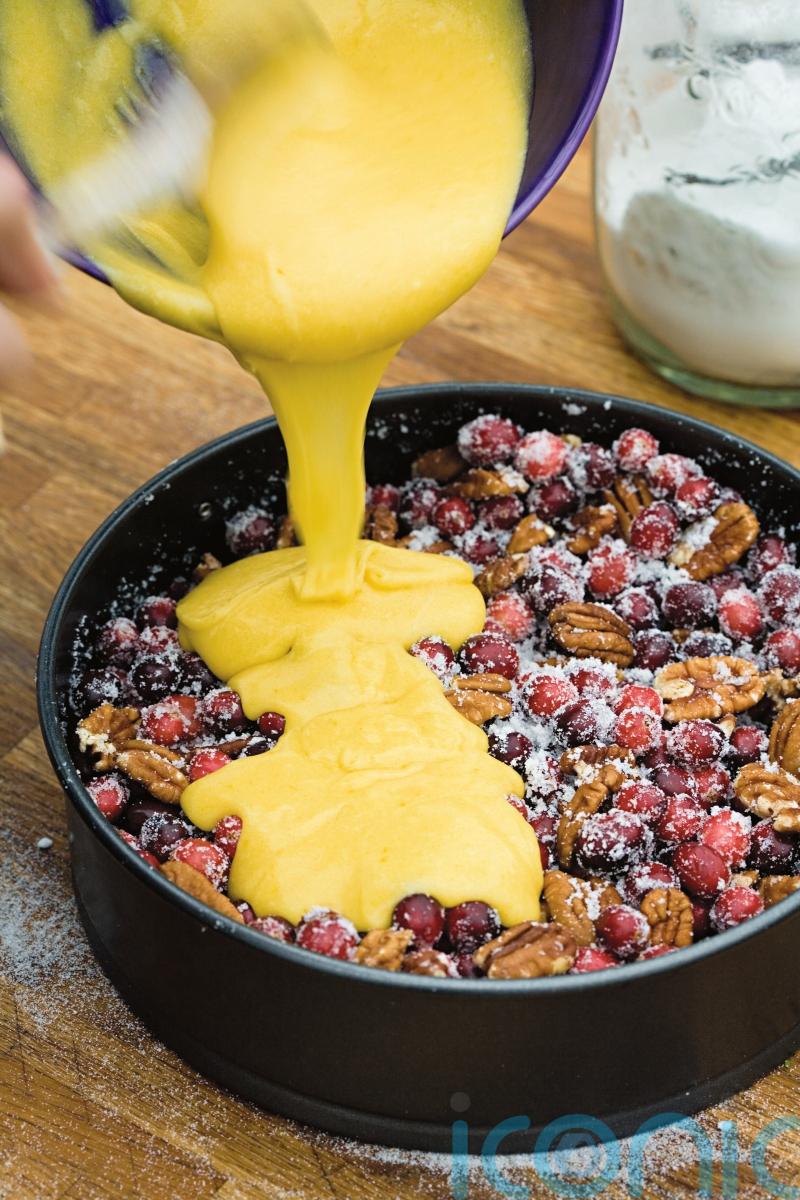 Cranberry tart with hot toffee sauce recipe