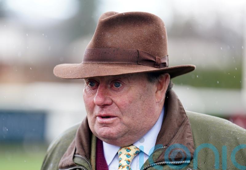 Henderson on weather watch ahead of Constitution Hill return