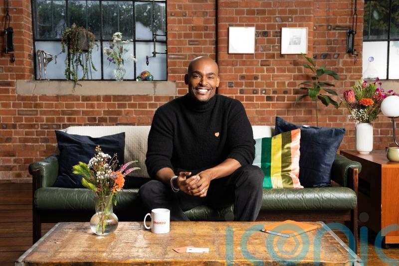 How to navigate money arguments with your partner this festive season