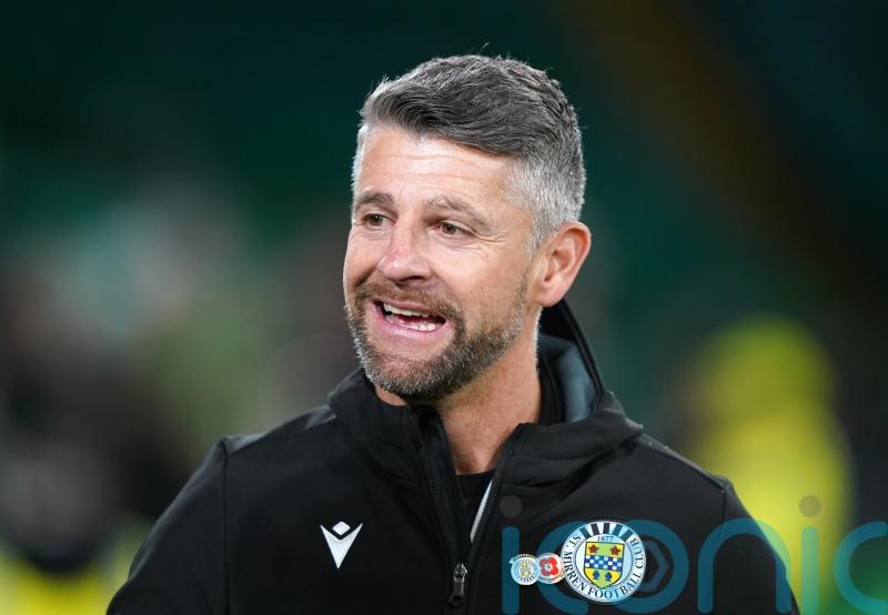Stephen Robinson defends Mark O’Hara after penalty miss costs St Mirren