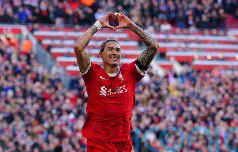 ‘Full of fire’ Darwin Nunez having much better season than last – Pep Lijnders