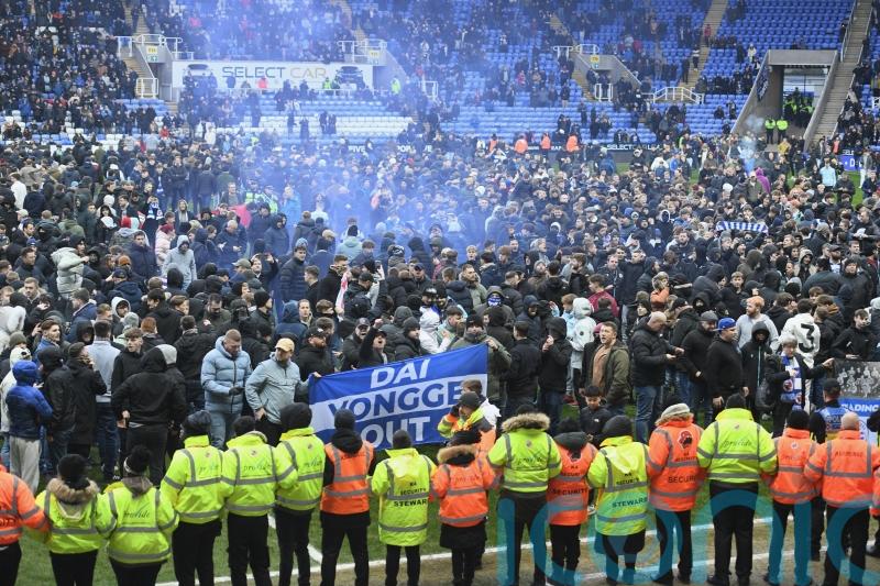 Reading fans to ‘put pressure’ on EFL amid fears for club’s future