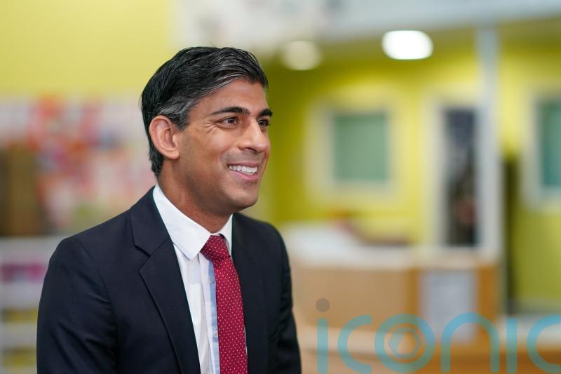 Rishi Sunak tucks into chicken Milanese and second pastry after intermittent fasting revelation
