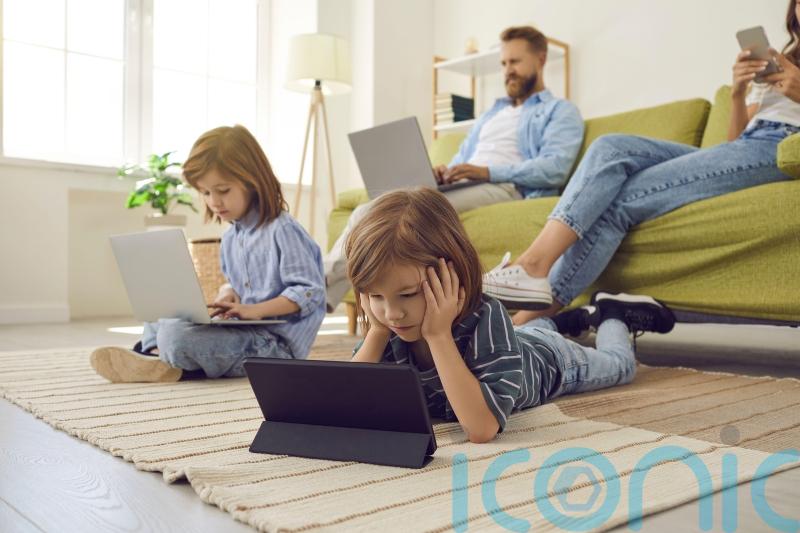 How to spend half-term with less screen time
