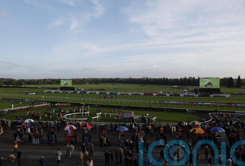 Heavy snow forces late Doncaster cancellation