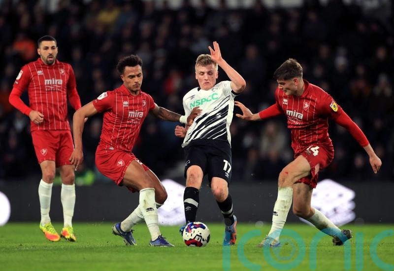 Elliot Bonds bags brace as Cheltenham down Blackpool