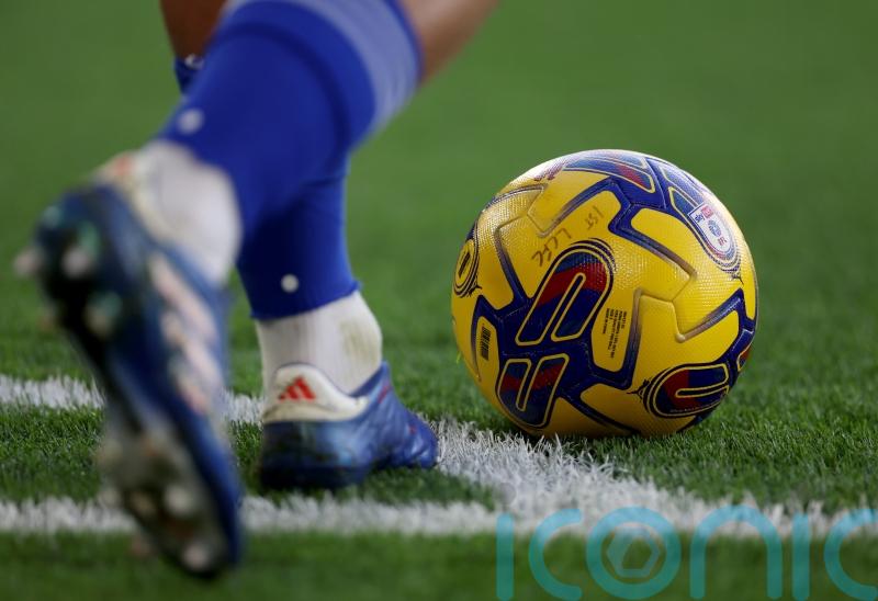 Neil Collins rues Barnsley’s lack of clinical edge in late draw at Shrewsbury
