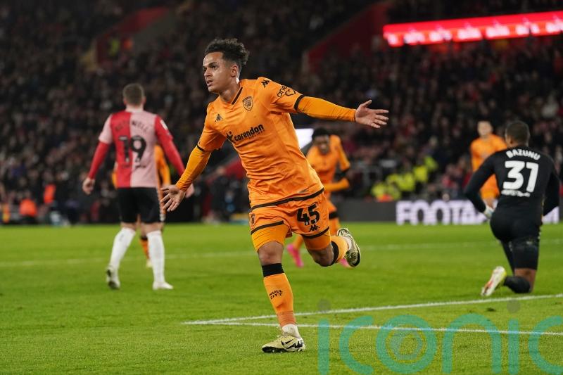 Hull stun Southampton to shake up promotion picture