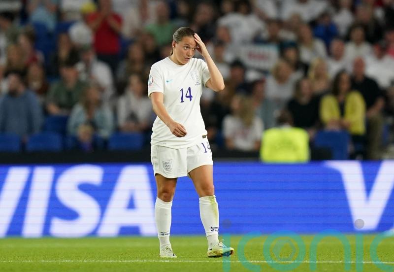 Fran Kirby pulls out of England squad due to ‘minor knee injury’
