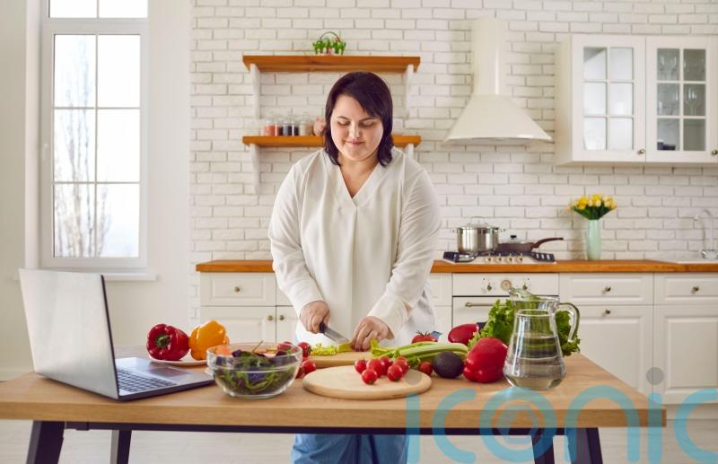 As the number of people living with obesity surpasses one billion – how can you have a healthier relationship with food?