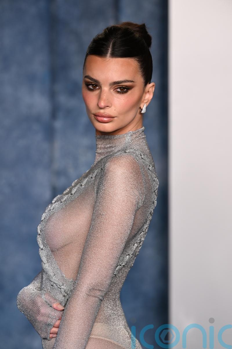 Emily Ratajkowski sets new trend for ‘divorce rings’